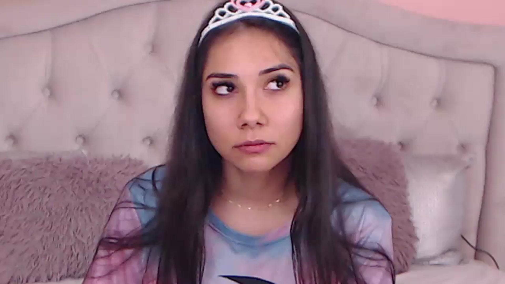 Gallery image thumbnail from Sara_Joy's myfreecams stream on, 05/08/2024, 22:55 image 8 of 20