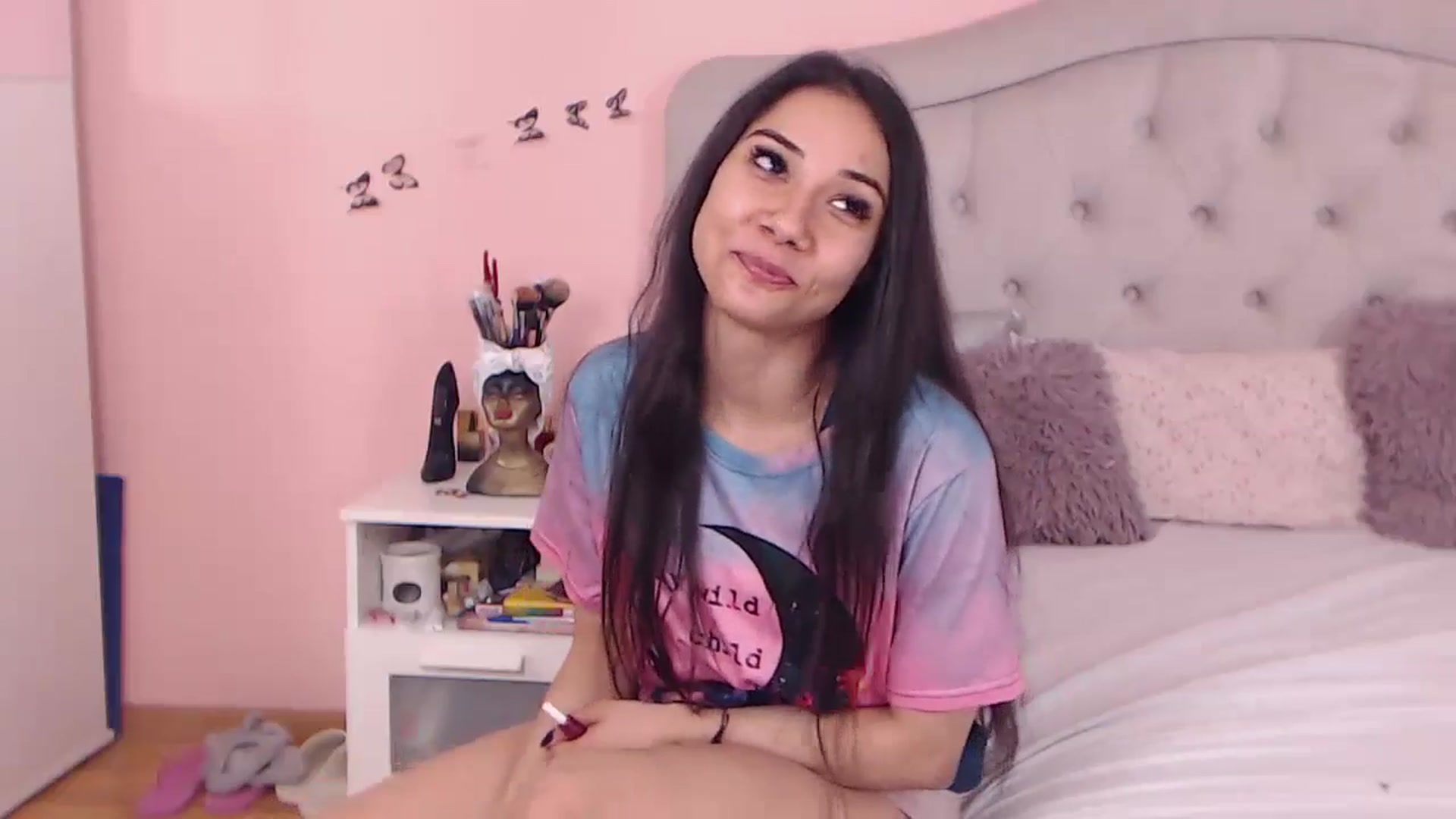 Gallery image thumbnail from Sara_Joy's myfreecams stream on, 05/08/2024, 23:39 image 14 of 20