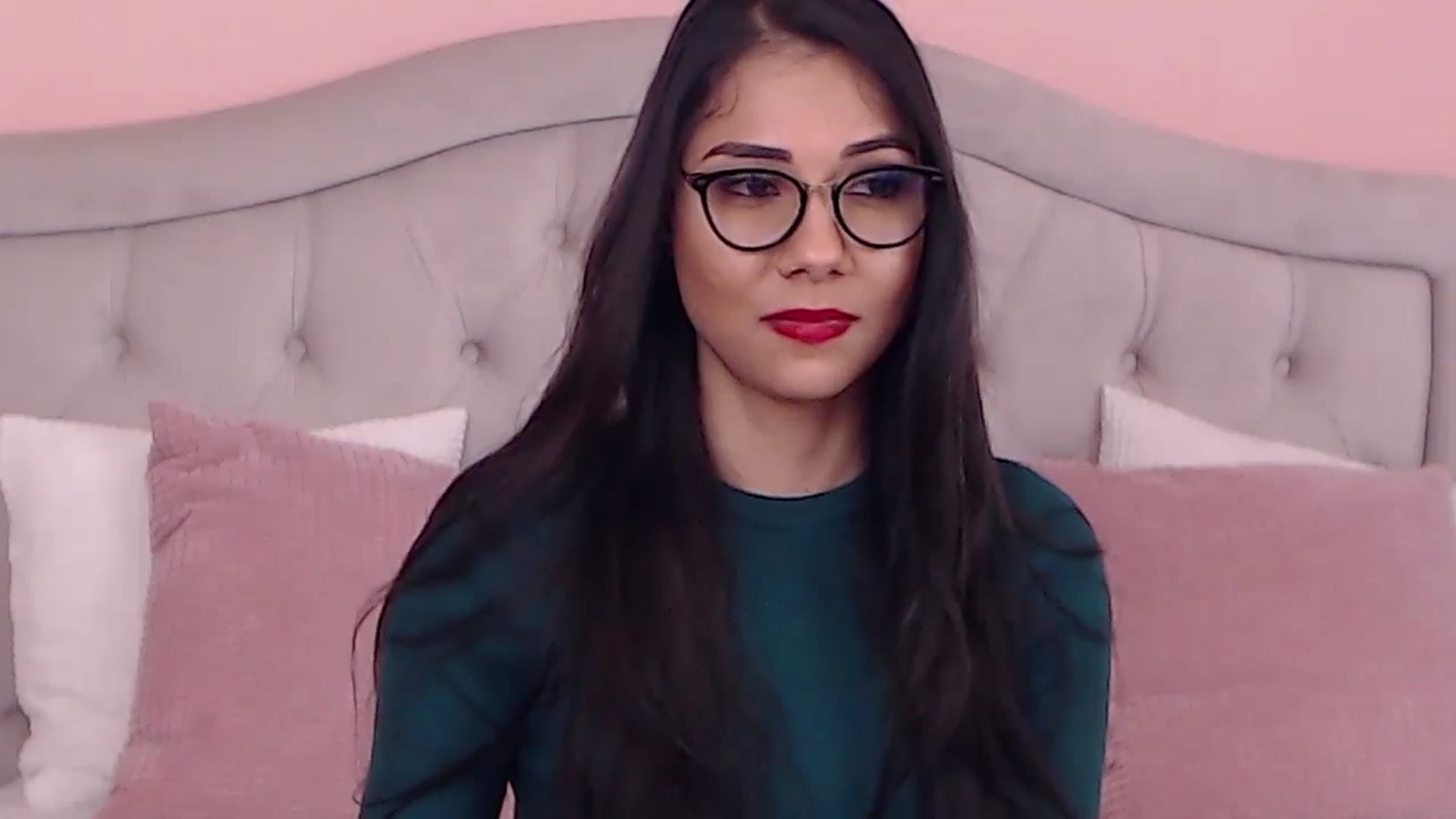Gallery image thumbnail from Sara_Joy's myfreecams stream on, 05/18/2024, 22:58 image 10 of 20