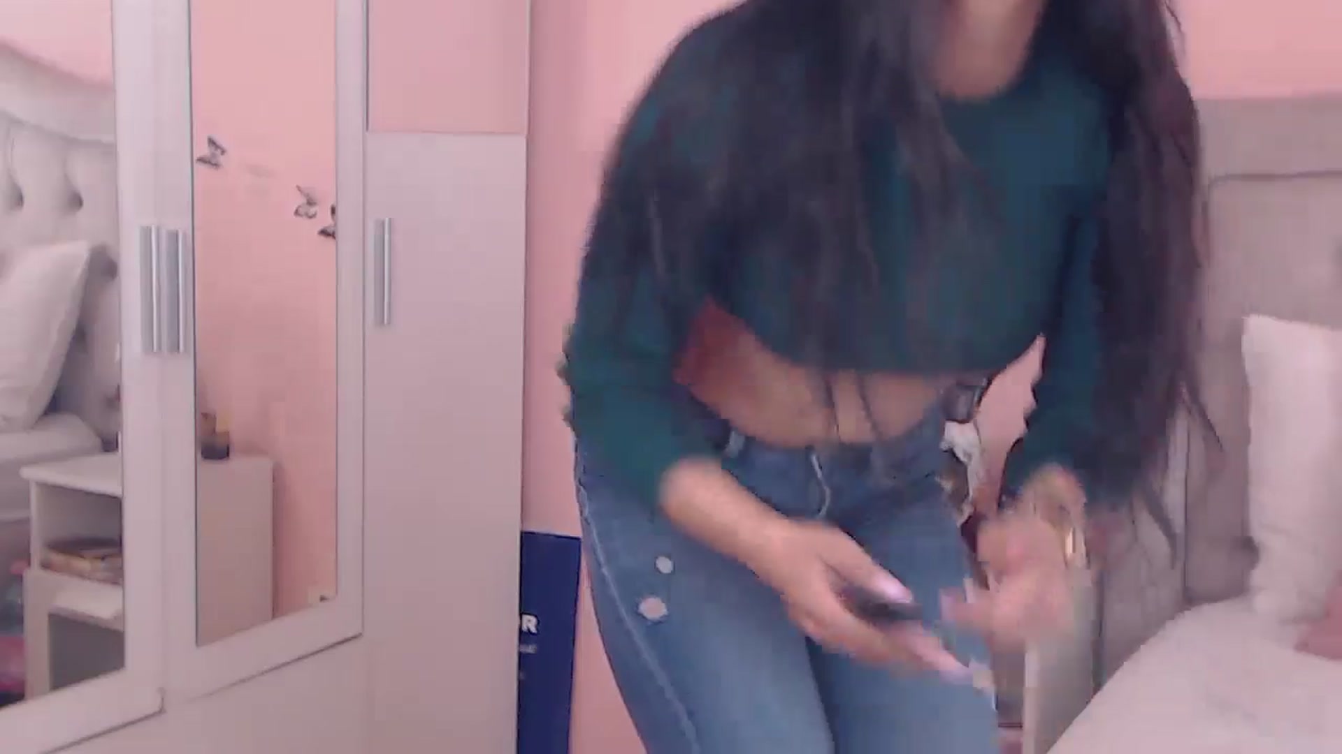 Gallery image thumbnail from Sara_Joy's myfreecams stream on, 05/18/2024, 22:58 image 13 of 20