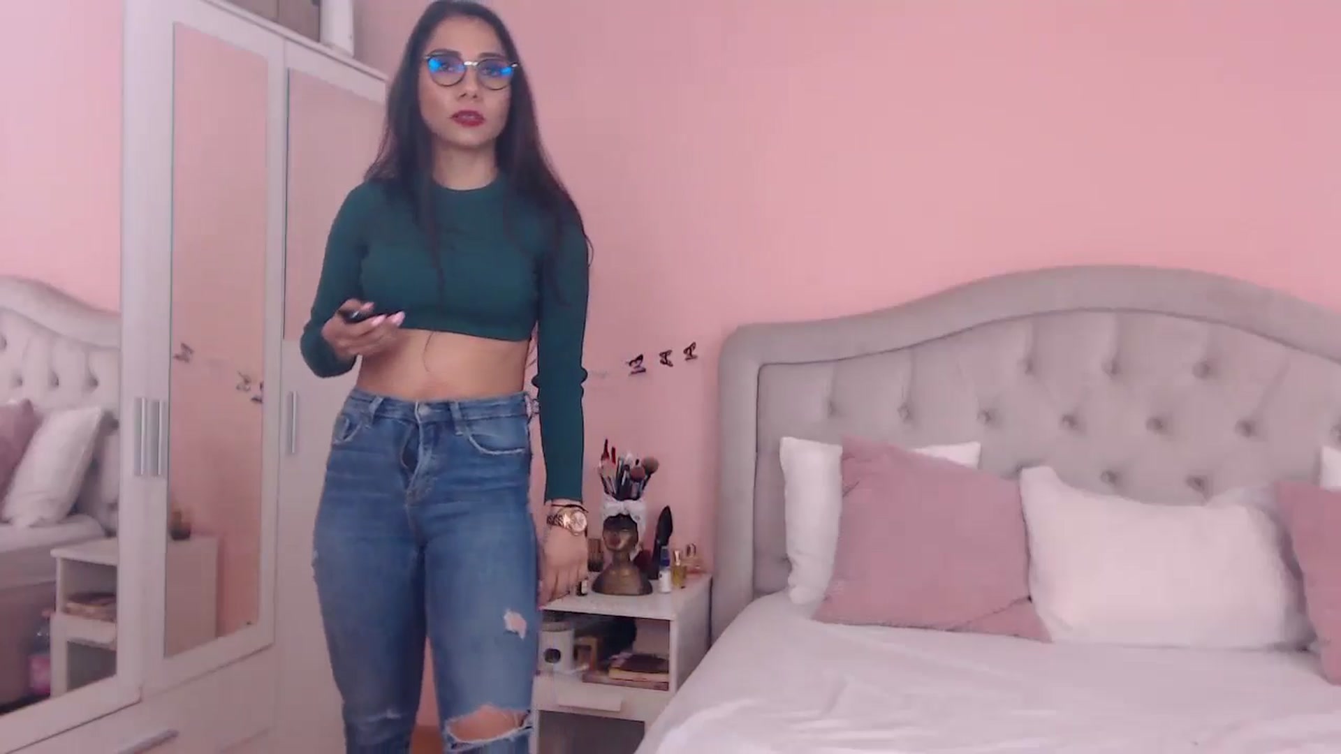 Gallery image thumbnail from Sara_Joy's myfreecams stream on, 05/18/2024, 22:58 image 2 of 20