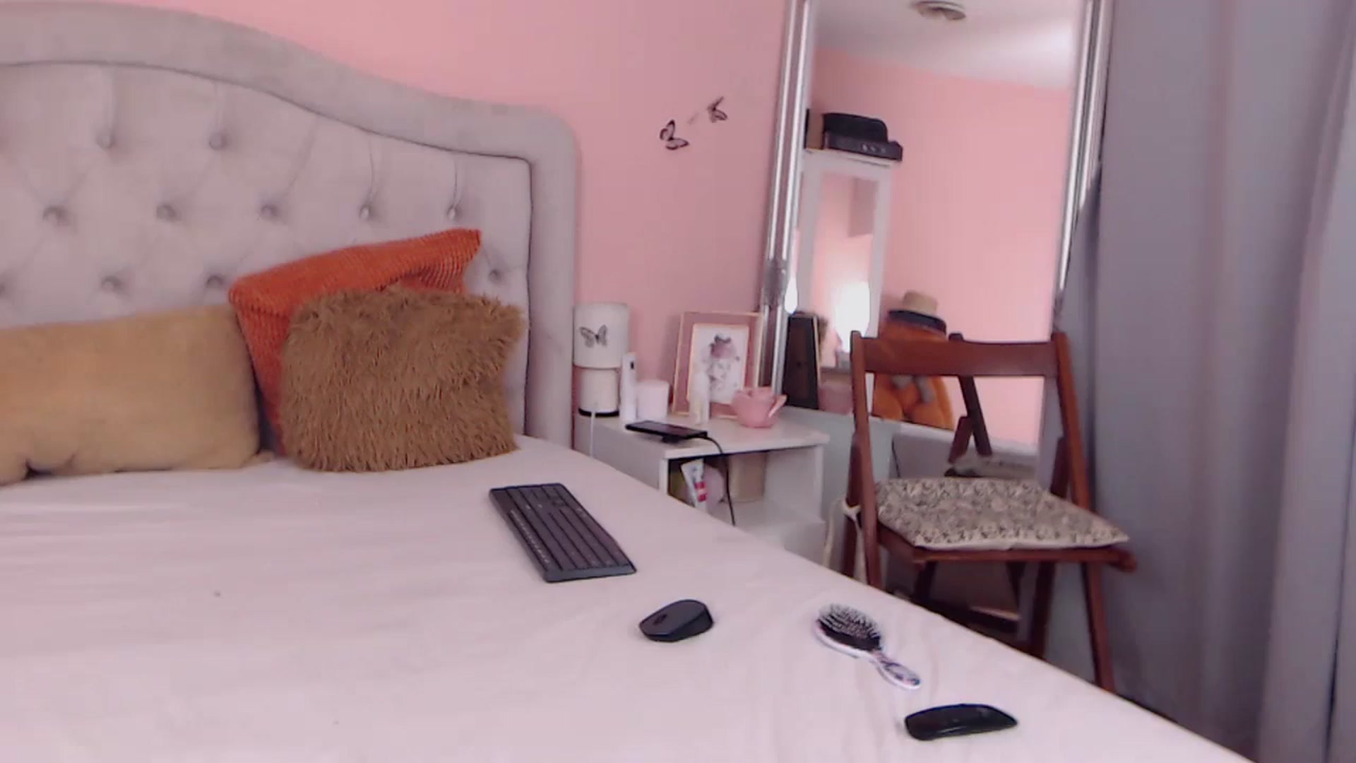 Gallery image thumbnail from Sara_Joy's myfreecams stream on, 05/19/2024, 22:20 image 2 of 20