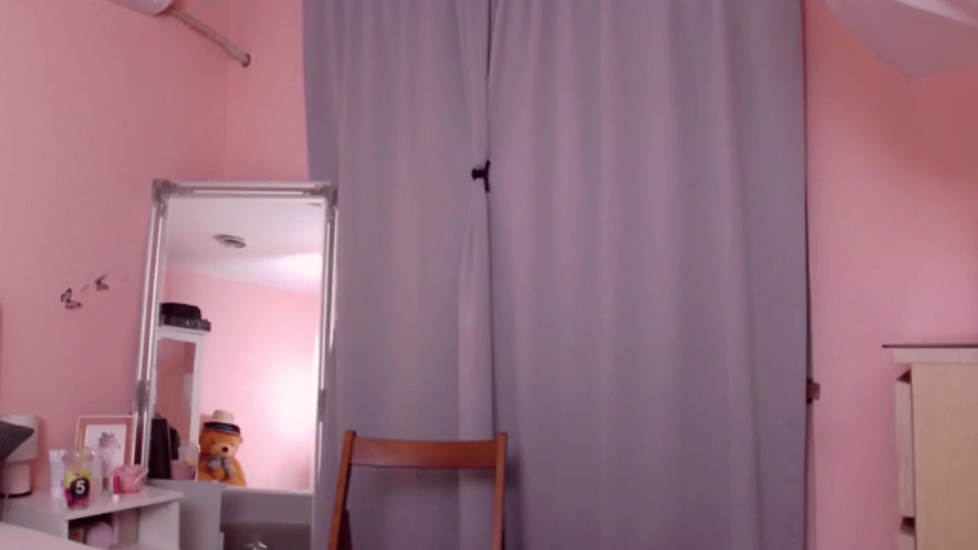 Gallery image thumbnail from Sara_Joy's myfreecams stream on, 05/23/2024, 21:04 image 9 of 20
