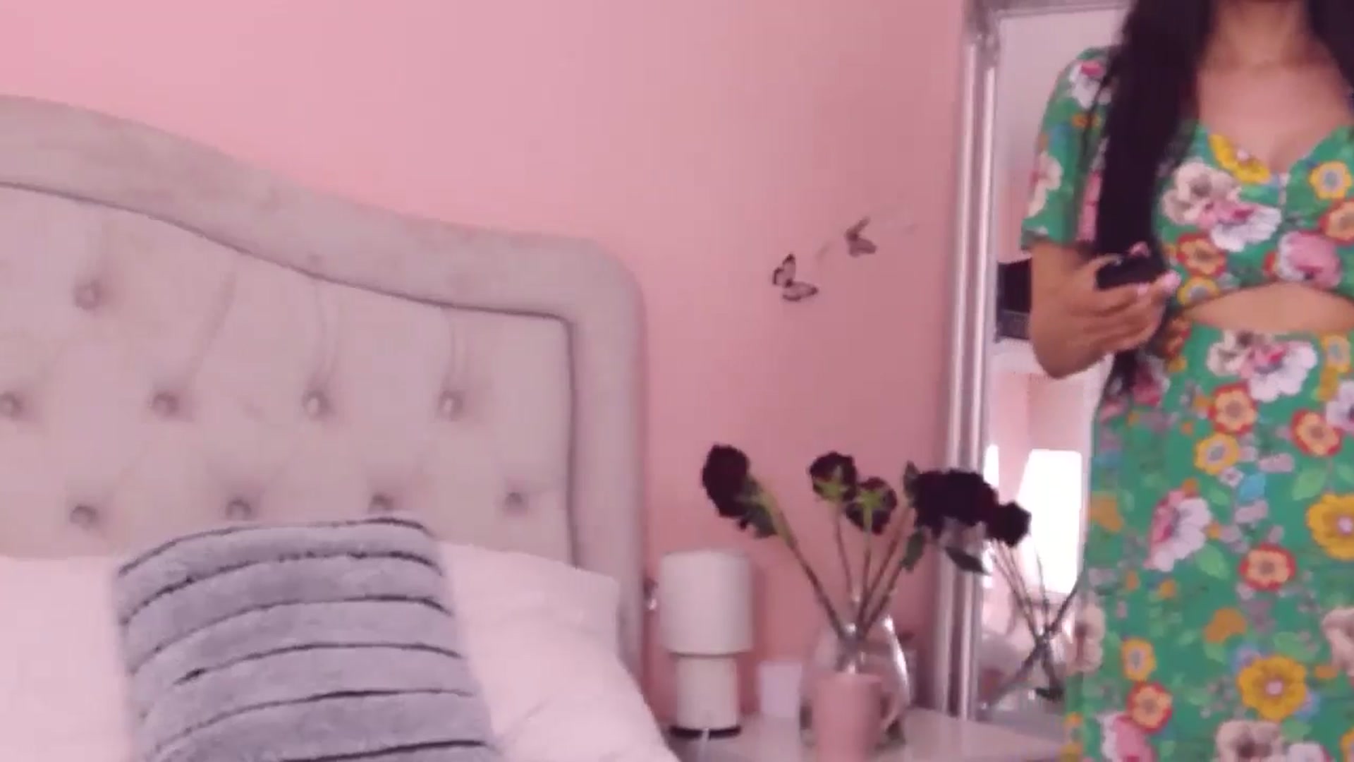 Gallery image thumbnail from Sara_Joy's myfreecams stream on, 06/03/2024, 23:55 image 3 of 20