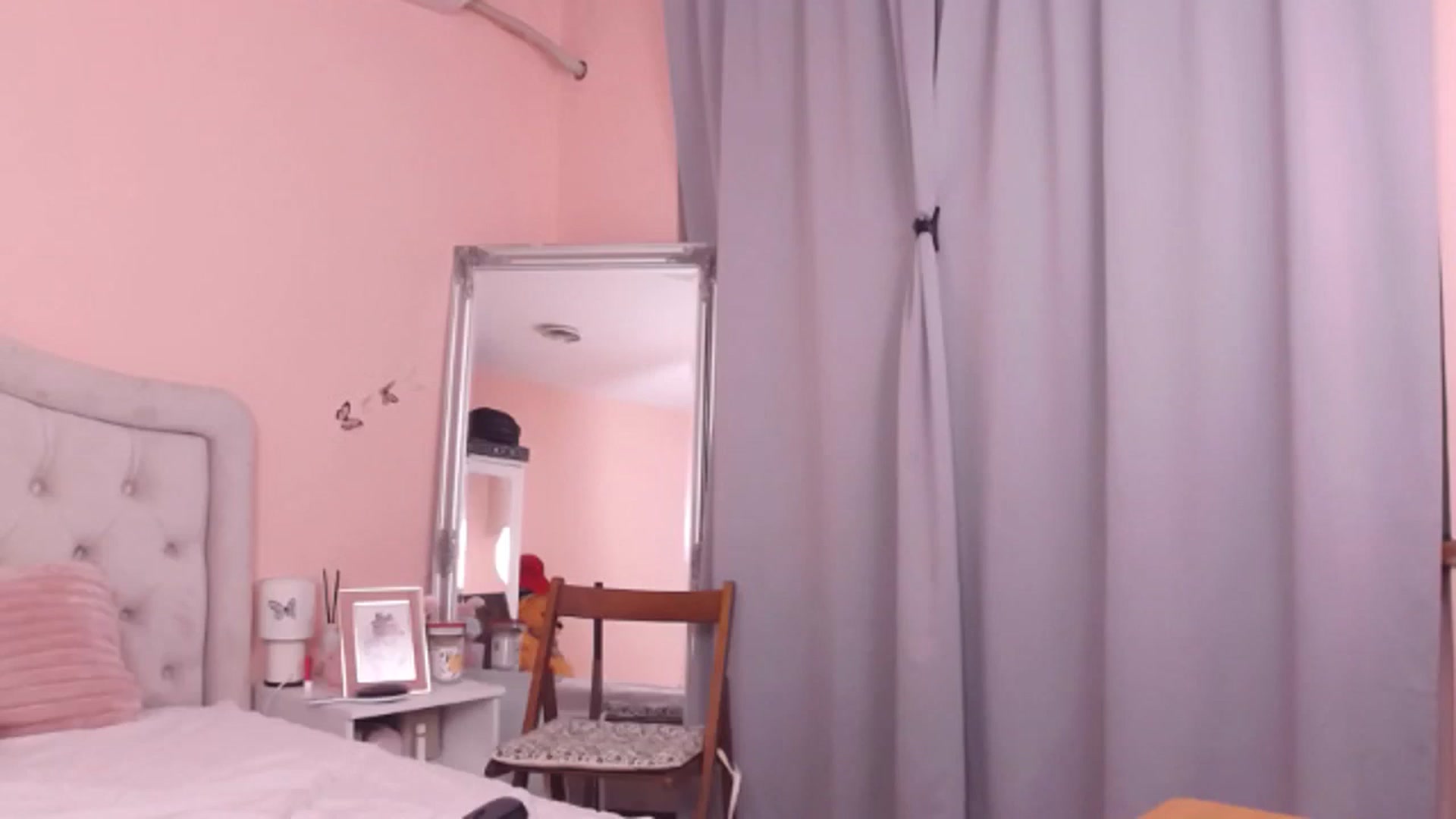 Gallery image thumbnail from Sara_Joy's myfreecams stream on, 06/11/2024, 24:53 image 12 of 20