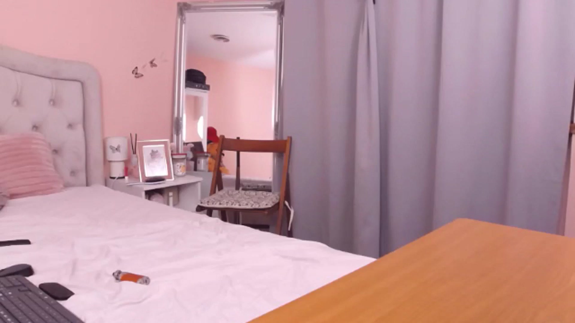 Gallery image thumbnail from Sara_Joy's myfreecams stream on, 06/11/2024, 24:53 image 16 of 20