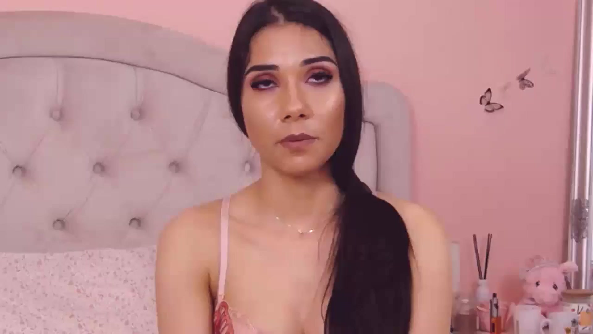 Gallery image thumbnail from Sara_Joy's myfreecams stream on, 06/23/2024, 22:58 image 14 of 20
