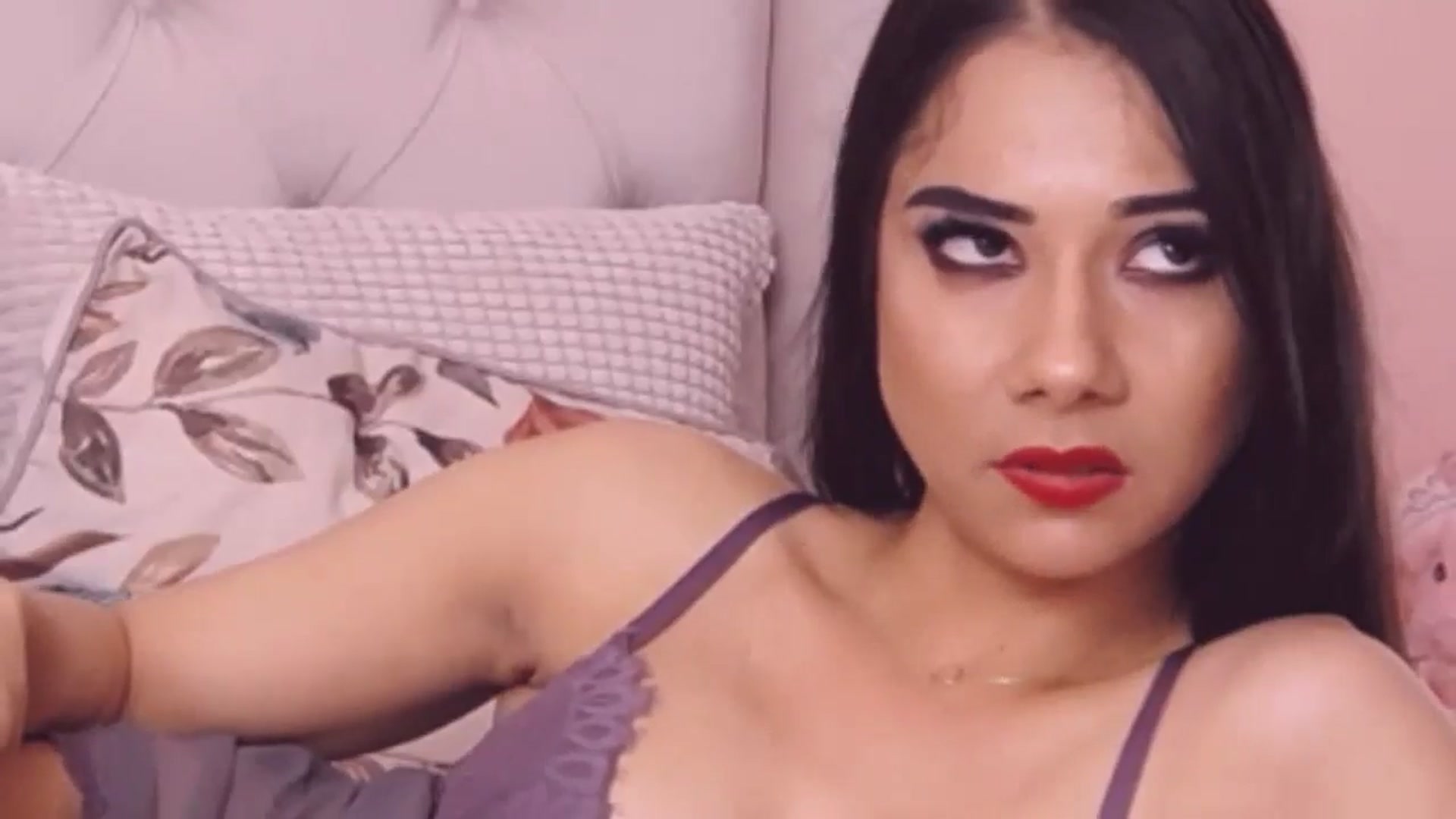 Gallery image thumbnail from Sara_Joy's myfreecams stream on, 07/21/2024, 19:36 image 3 of 20