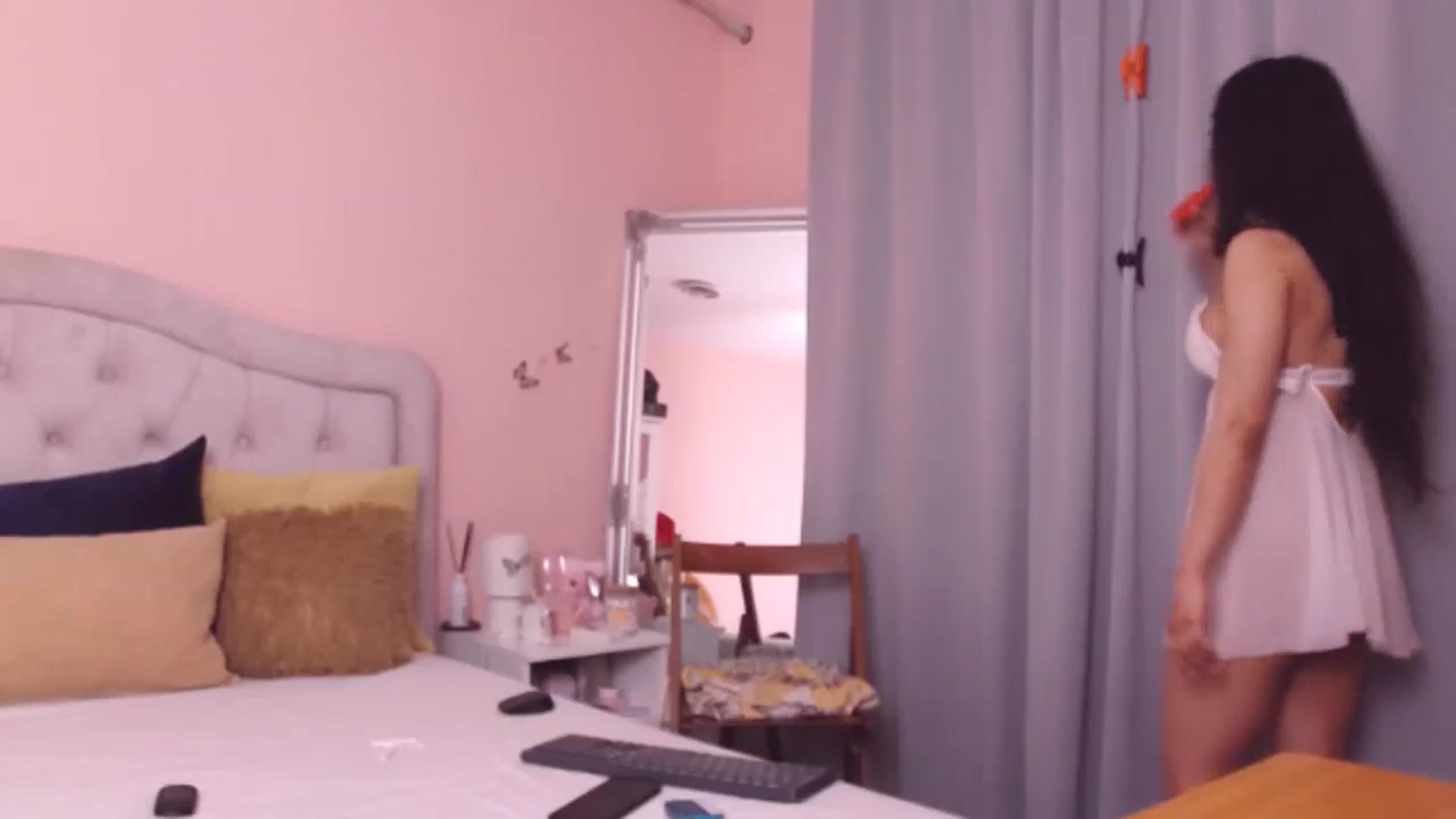 Gallery image thumbnail from Sara_Joy's myfreecams stream on, 07/24/2024, 22:45 image 11 of 20