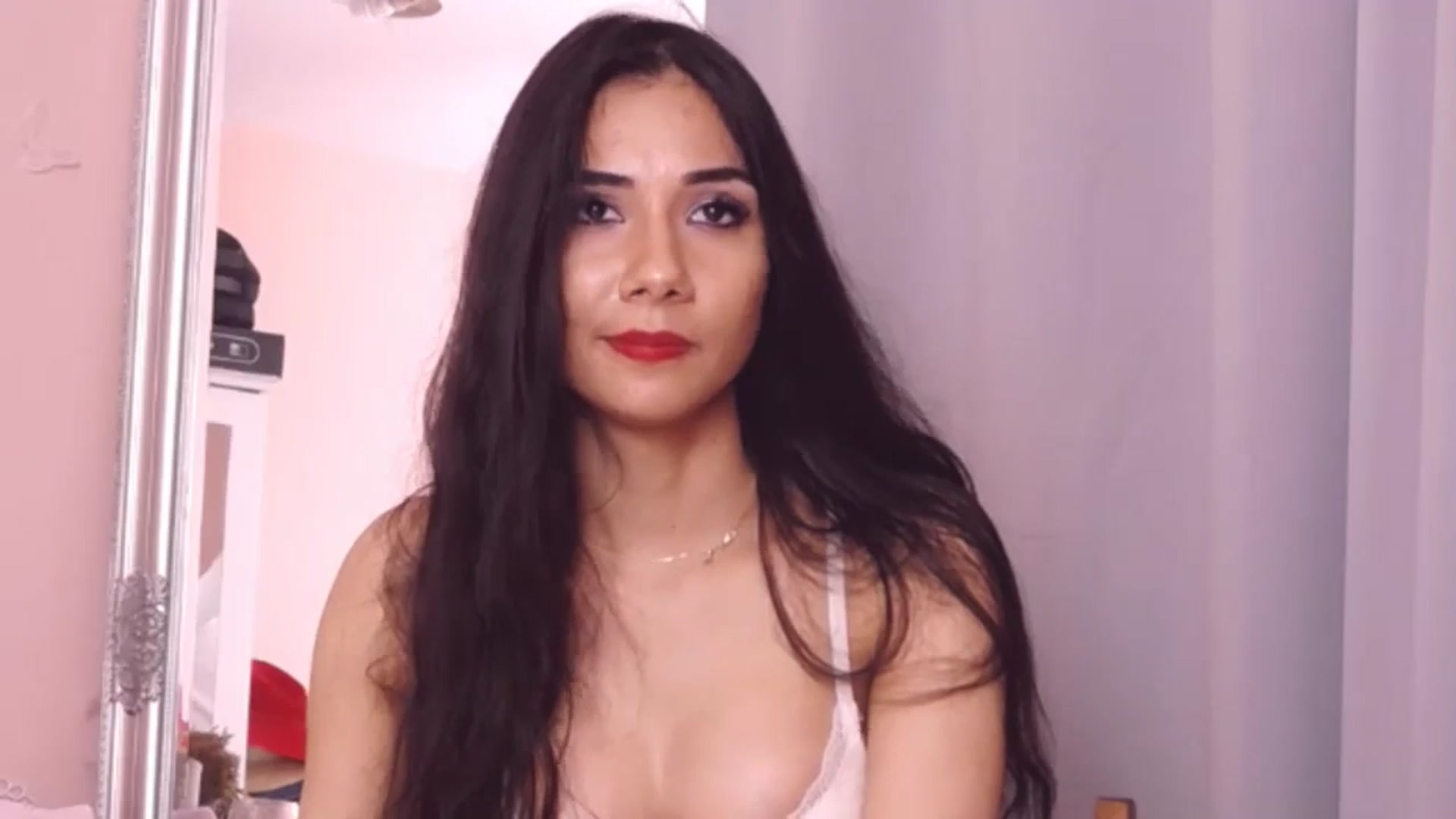 Gallery image thumbnail from Sara_Joy's myfreecams stream on, 07/24/2024, 23:30 image 5 of 20