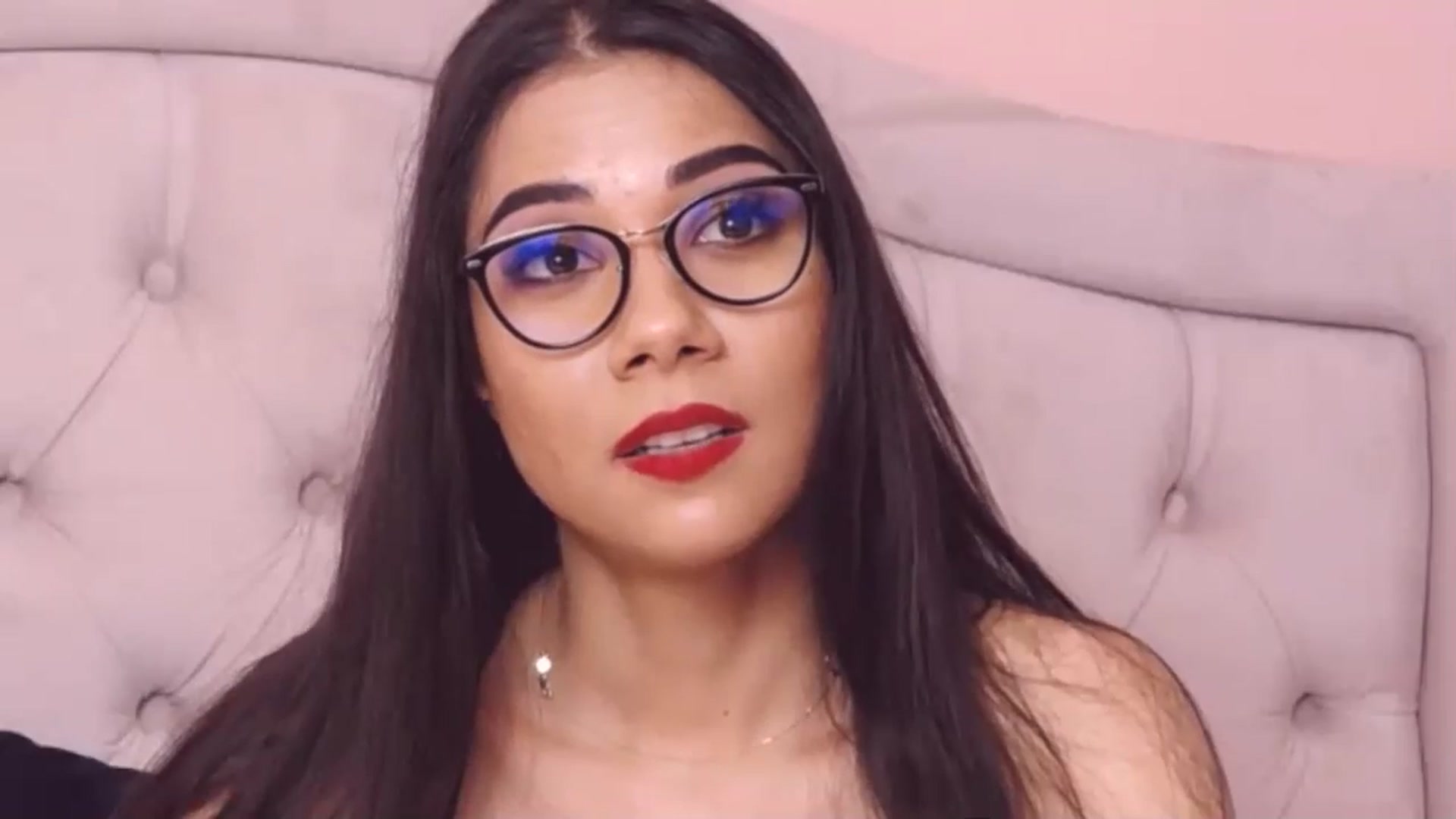 Gallery image thumbnail from Sara_Joy's myfreecams stream on, 07/27/2024, 22:22 image 3 of 20
