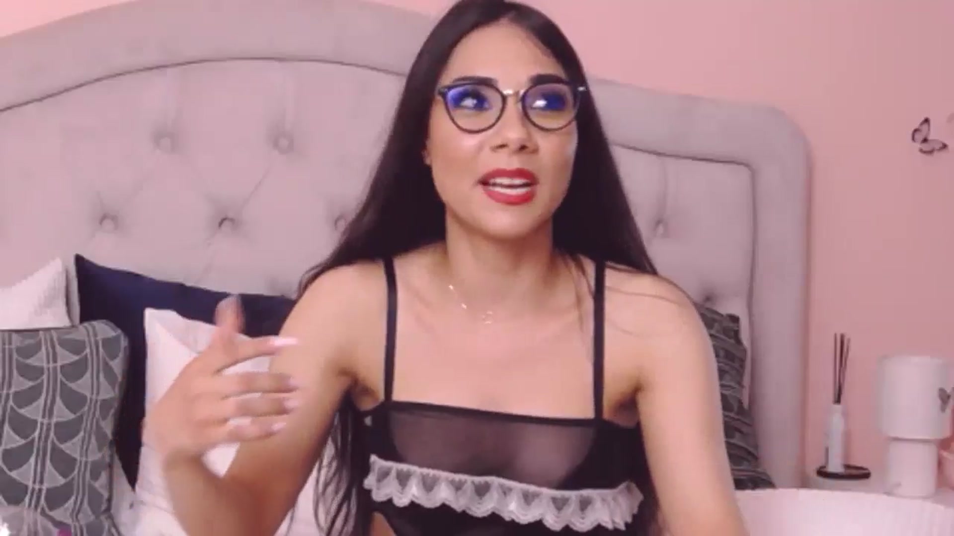 Gallery image thumbnail from Sara_Joy's myfreecams stream on, 07/29/2024, 22:41 image 13 of 20