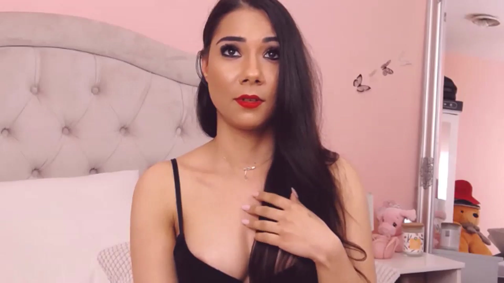 Gallery image thumbnail from Sara_Joy's myfreecams stream on, 08/06/2024, 21:02 image 4 of 20