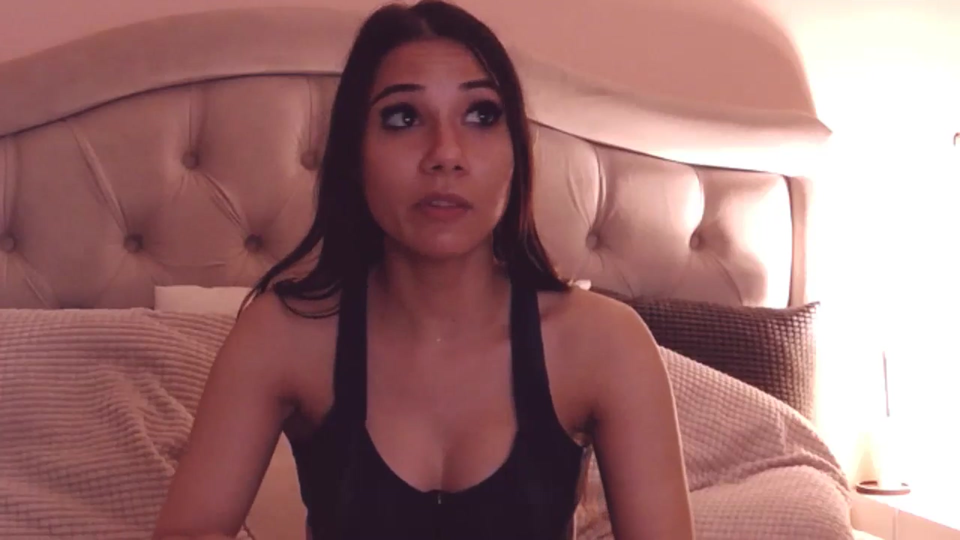 Gallery image thumbnail from Sara_Joy's myfreecams stream on, 08/08/2024, 24:09 image 5 of 20