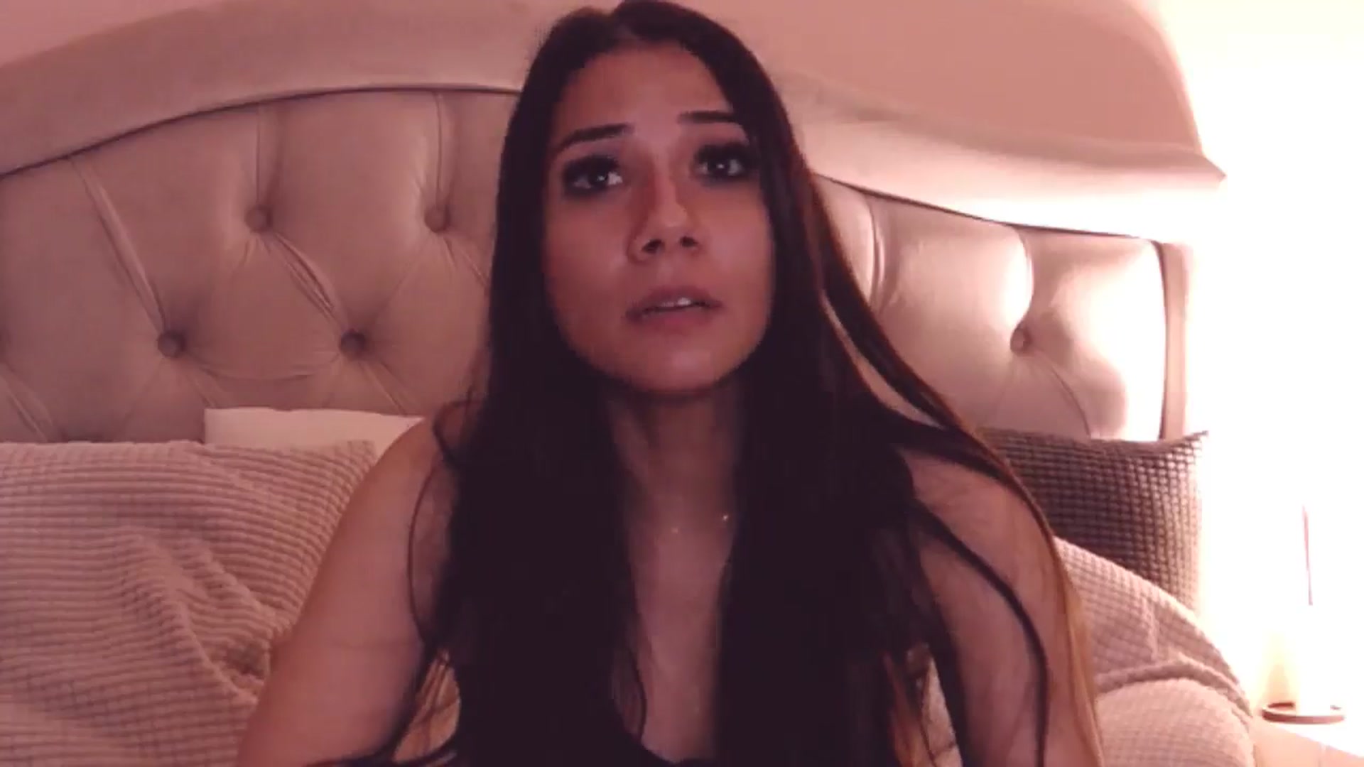 Gallery image thumbnail from Sara_Joy's myfreecams stream on, 08/08/2024, 24:09 image 8 of 20