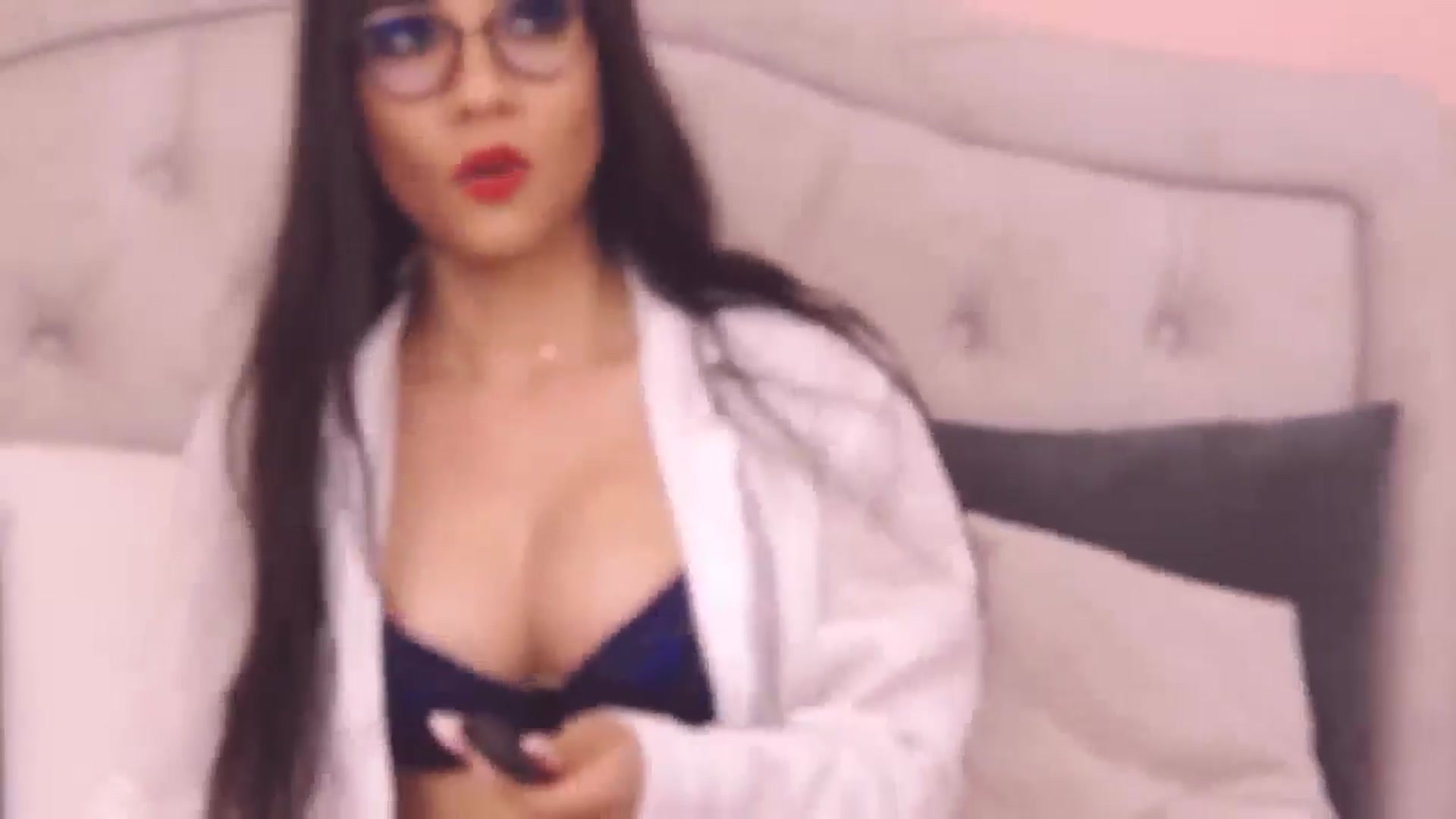 Gallery image thumbnail from Sara_Joy's myfreecams stream on, 08/09/2024, 23:00 image 11 of 20