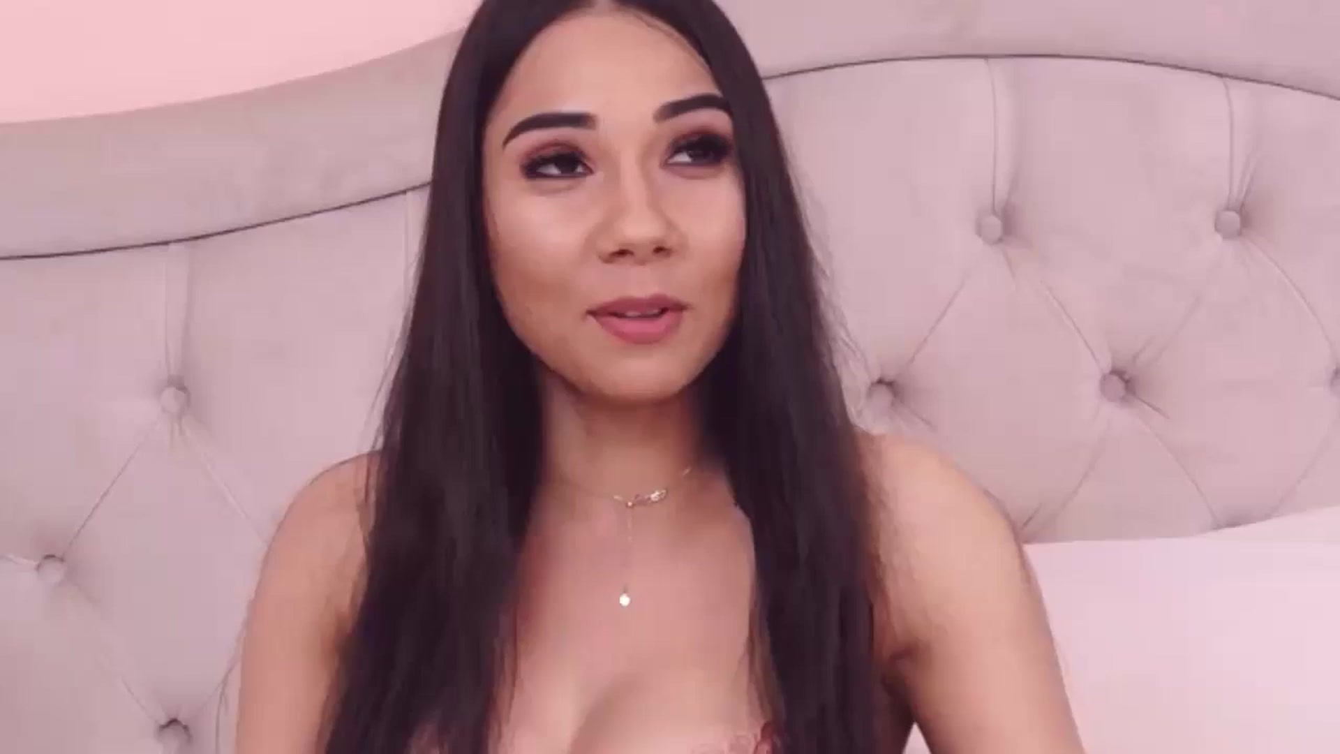 Gallery image thumbnail from Sara_Joy's myfreecams stream on, 09/05/2024, 19:21 image 10 of 20