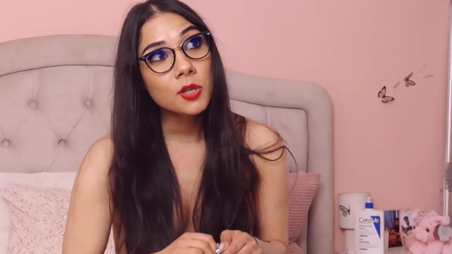 Gallery image thumbnail from Sara_Joy's myfreecams stream on, 10/24/2024, 19:52 image 7 of 20