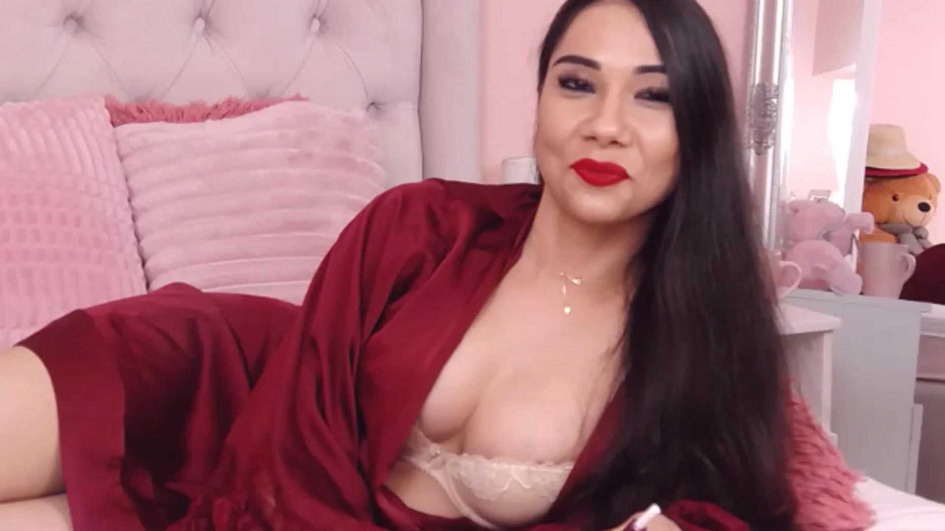 Gallery image thumbnail from Sara_Joy's myfreecams stream on, 10/31/2024, 23:11 image 2 of 20