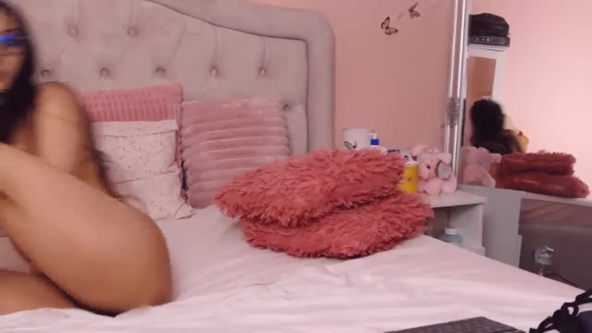 Gallery image thumbnail from Sara_Joy's myfreecams stream on, 11/02/2024, 19:58 image 18 of 20