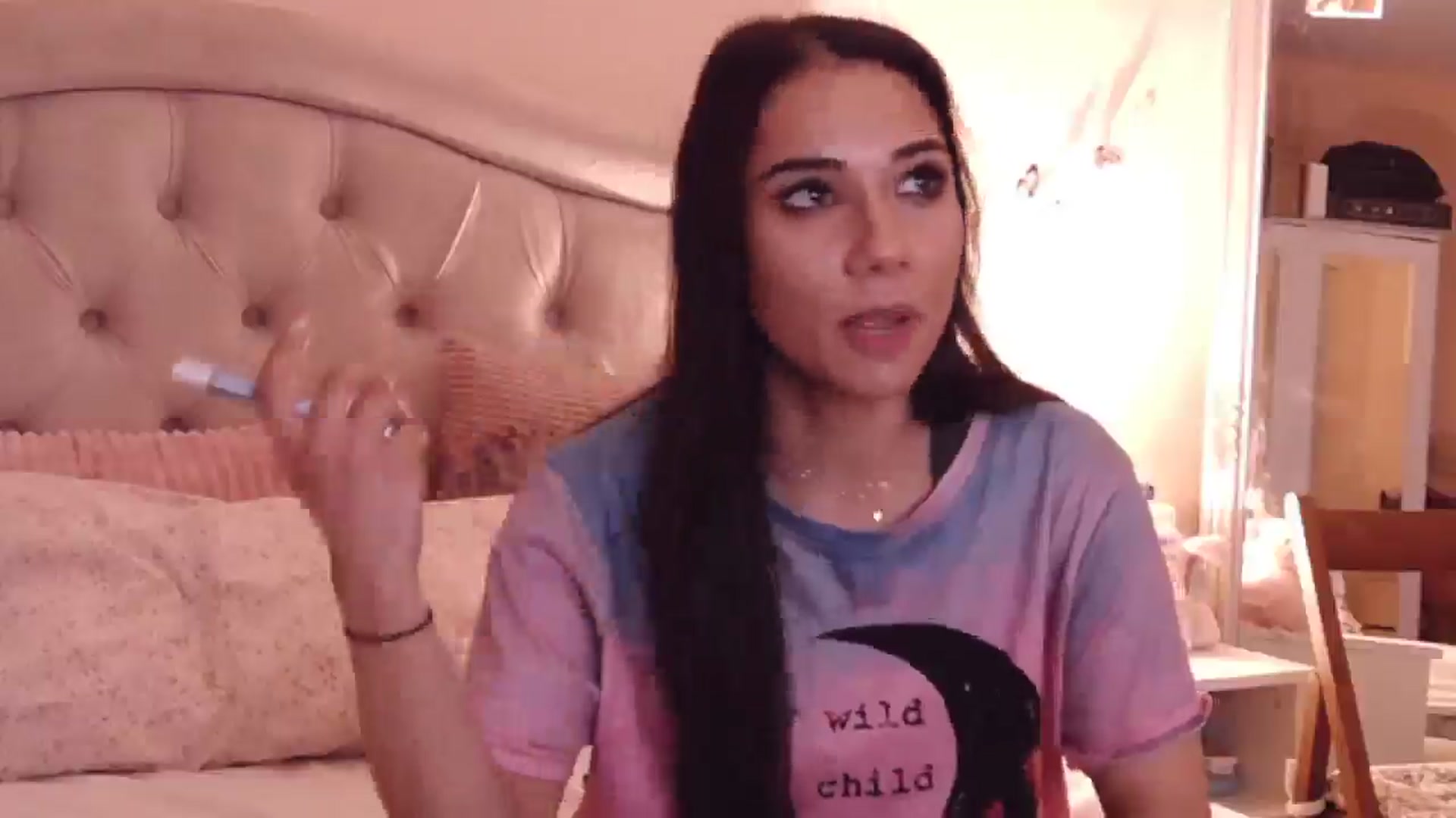 Gallery image thumbnail from Sara_Joy's myfreecams stream on, 12/23/2024, 21:54 image 11 of 20