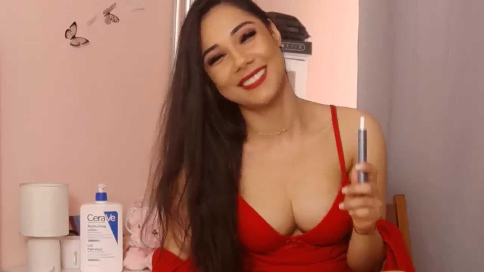 Gallery image thumbnail from Sara_Joy's myfreecams stream on, 01/06/2025, 18:42 image 16 of 20