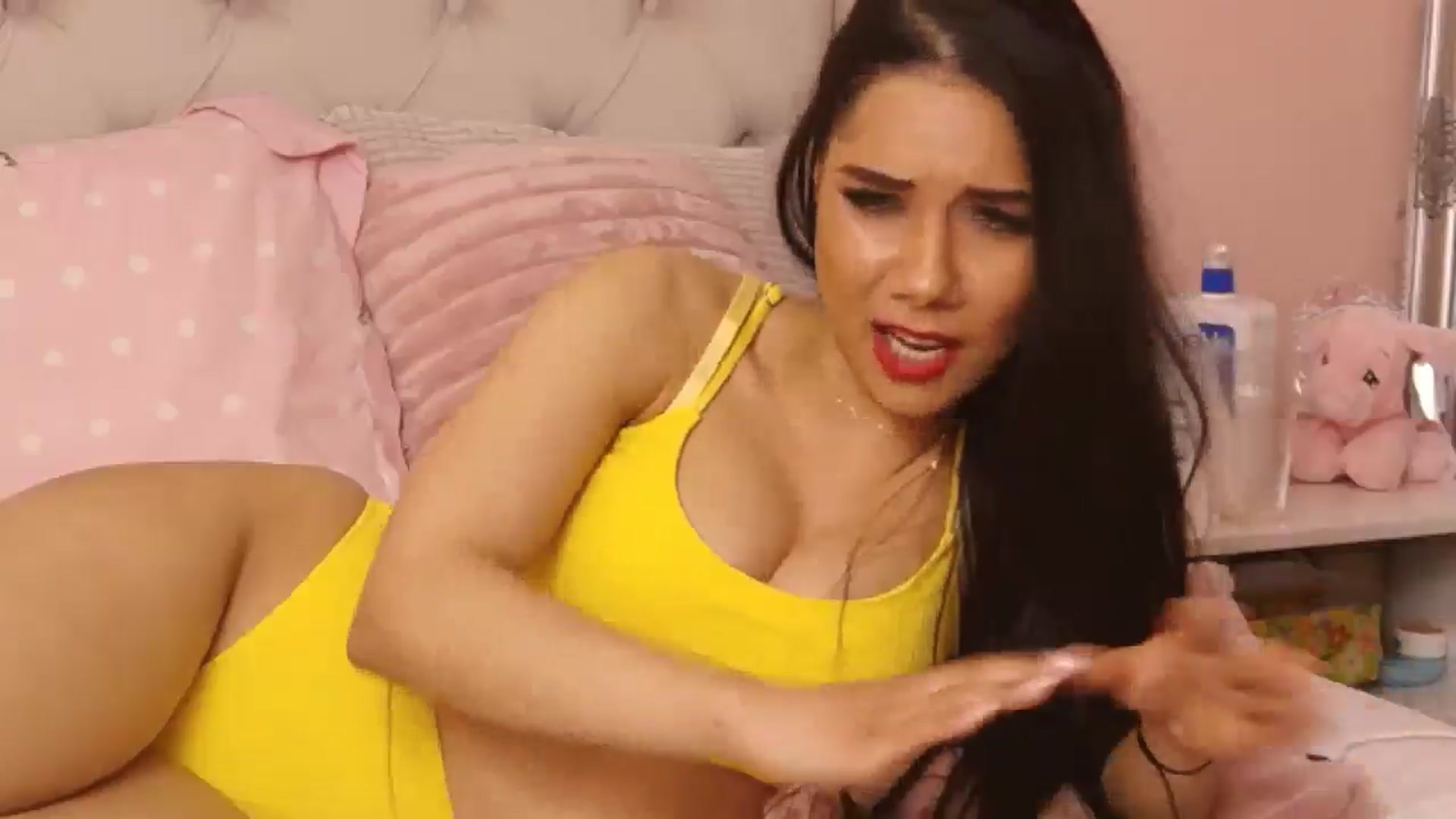 Gallery image thumbnail from Sara_Joy's myfreecams stream on, 01/07/2025, 22:29 image 14 of 20