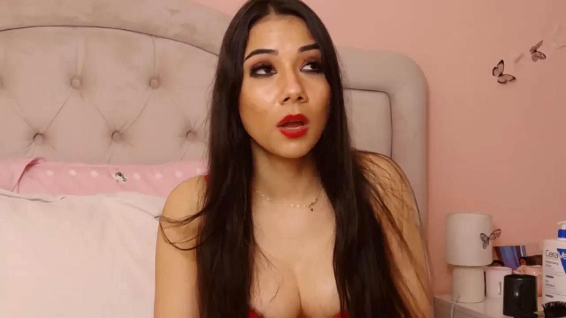 Gallery image thumbnail from Sara_Joy's myfreecams stream on, 01/18/2025, 24:47 image 9 of 20