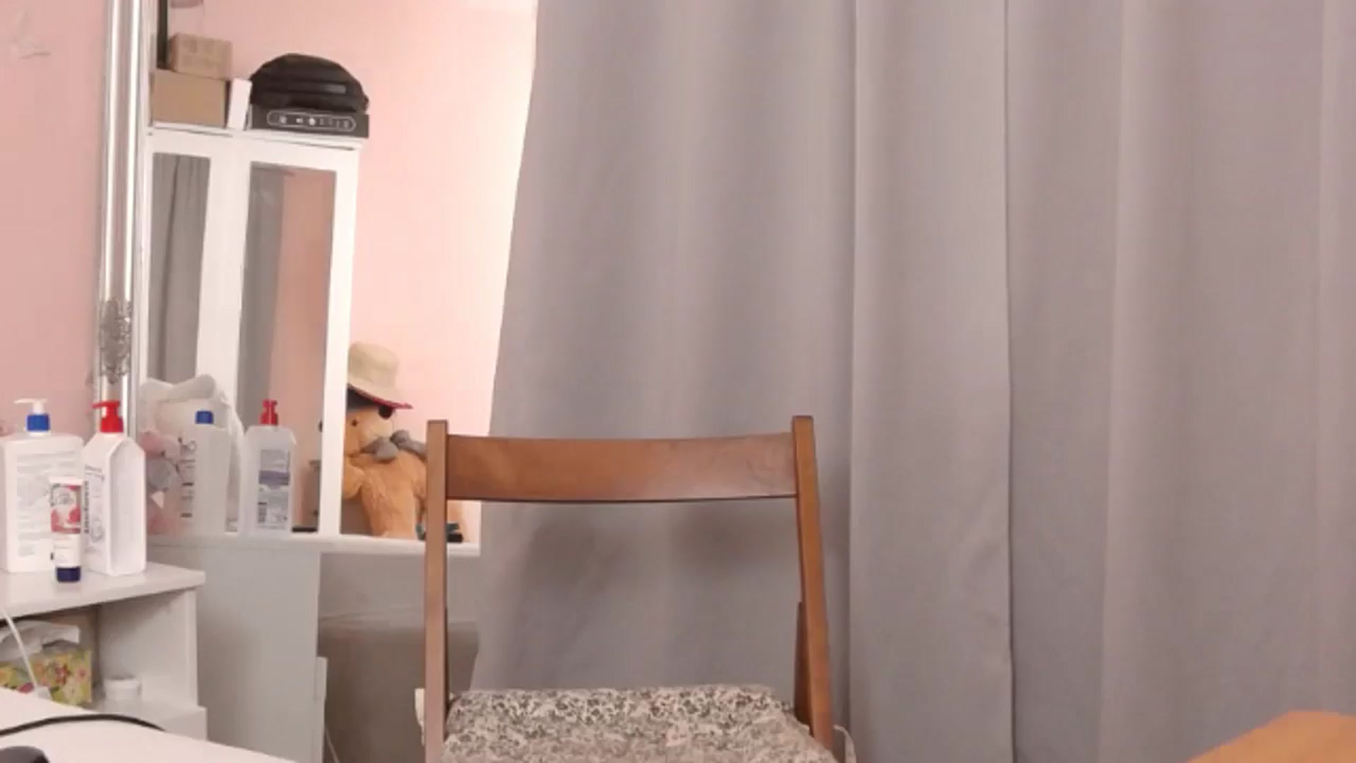 Gallery image thumbnail from Sara_Joy's myfreecams stream on, 02/02/2025, 19:27 image 8 of 20