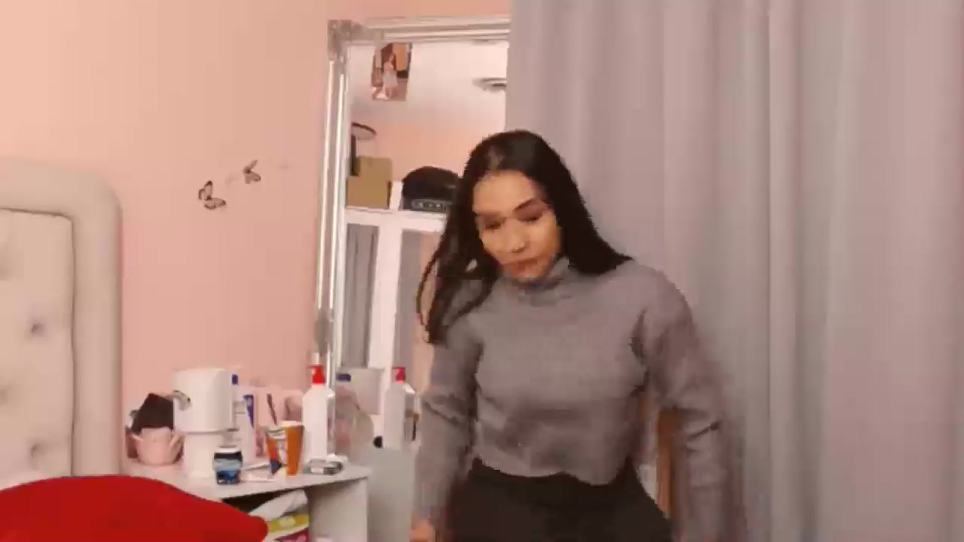 Gallery image thumbnail from Sara_Joy's myfreecams stream on, 02/07/2025, 22:54 image 4 of 20