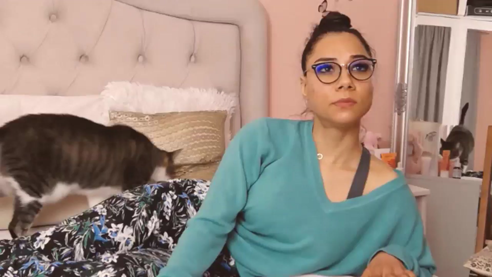 Gallery image thumbnail from Sara_Joy's myfreecams stream on, 03/24/2025, 20:25 image 1 of 20