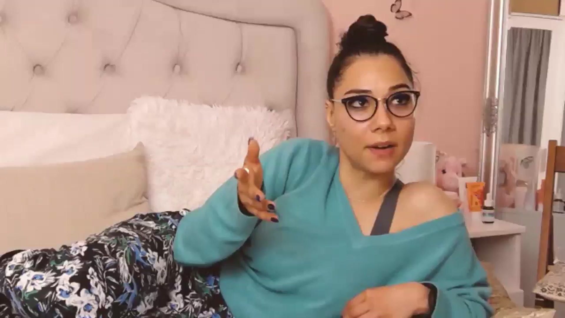 Gallery image thumbnail from Sara_Joy's myfreecams stream on, 03/24/2025, 20:25 image 20 of 20