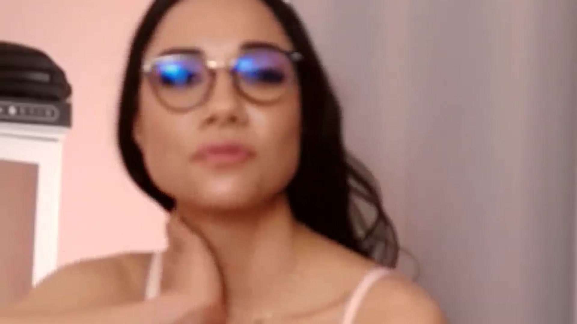 Gallery image thumbnail from Sara_Joy's myfreecams stream on, 03/28/2025, 22:23 image 15 of 20
