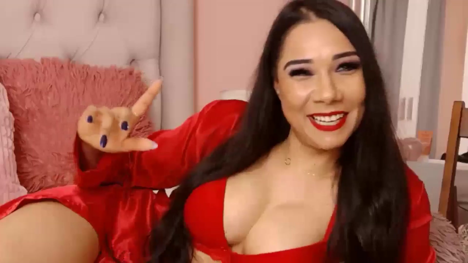 Gallery image thumbnail from Sara_Joy's myfreecams stream on, 03/29/2025, 20:59 image 16 of 20
