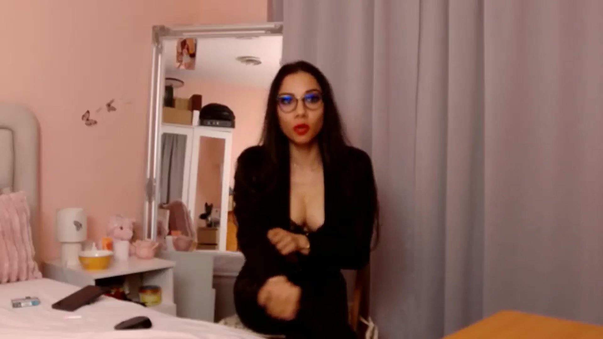 Gallery image thumbnail from Sara_Joy's myfreecams stream on, 04/05/2025, 23:55 image 14 of 20