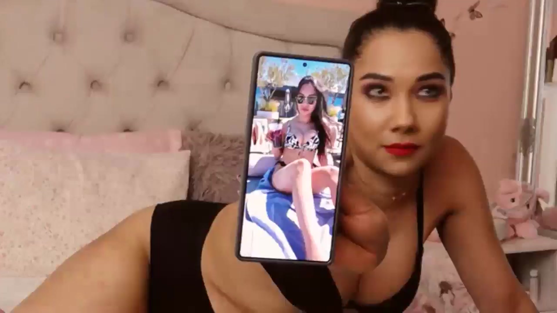 Gallery image thumbnail from Sara_Joy's myfreecams stream on, 05/04/2025, 18:33 image 8 of 20