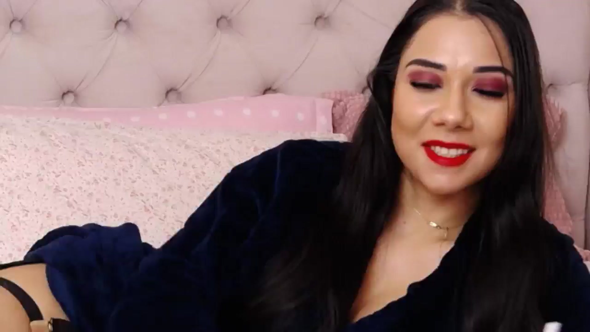 Gallery image thumbnail from Sara_Joy's myfreecams stream on, 01/17/2026, 22:39 image 1 of 20
