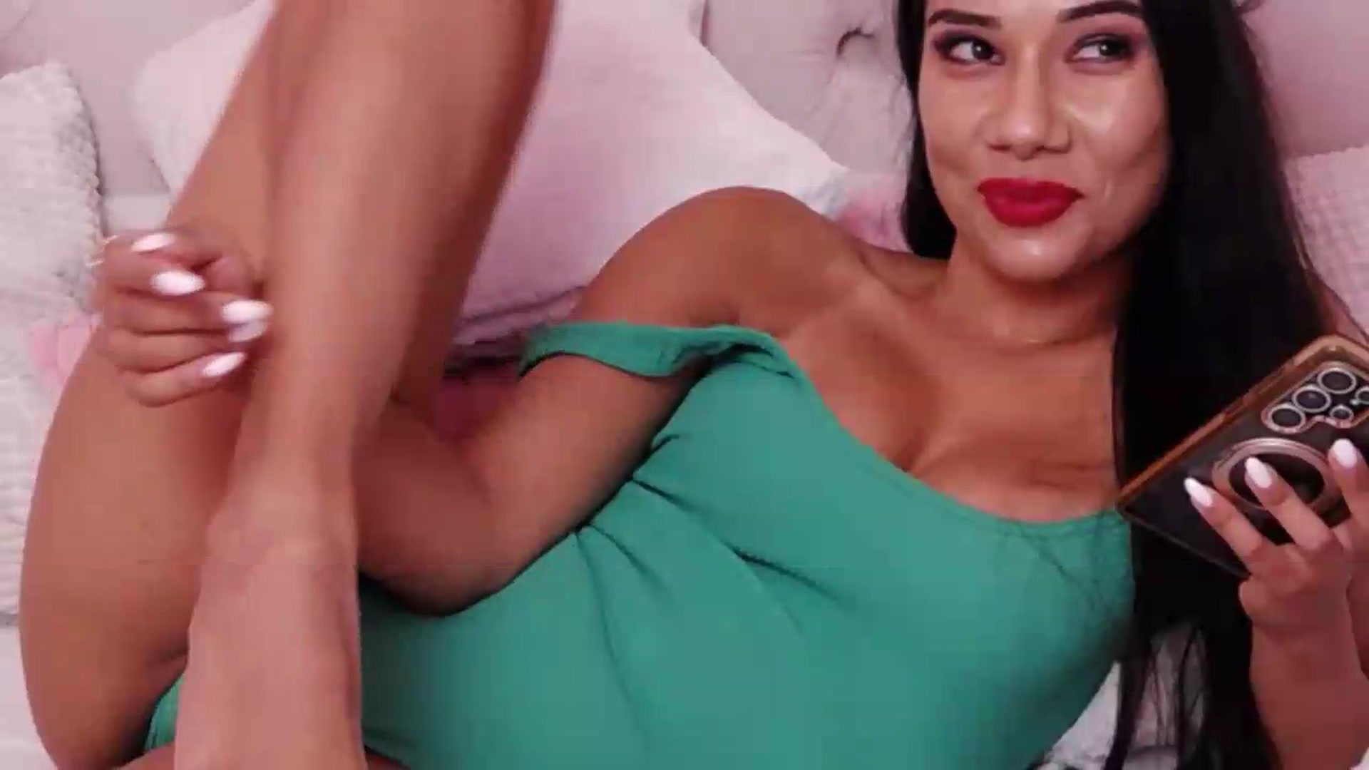 Gallery image thumbnail from Sara_Joy's myfreecams stream on, 07/17/2026, 22:18 image 11 of 20