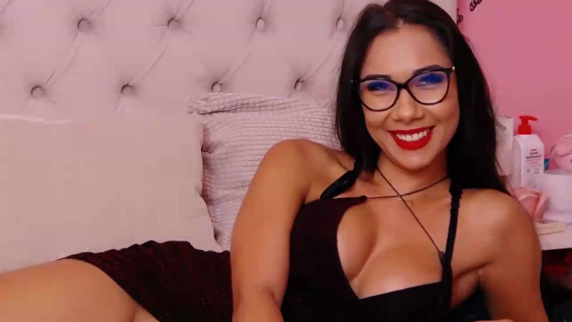 Gallery image thumbnail from Sara_Joy's myfreecams stream on, 07/26/2026, 20:30 image 15 of 20