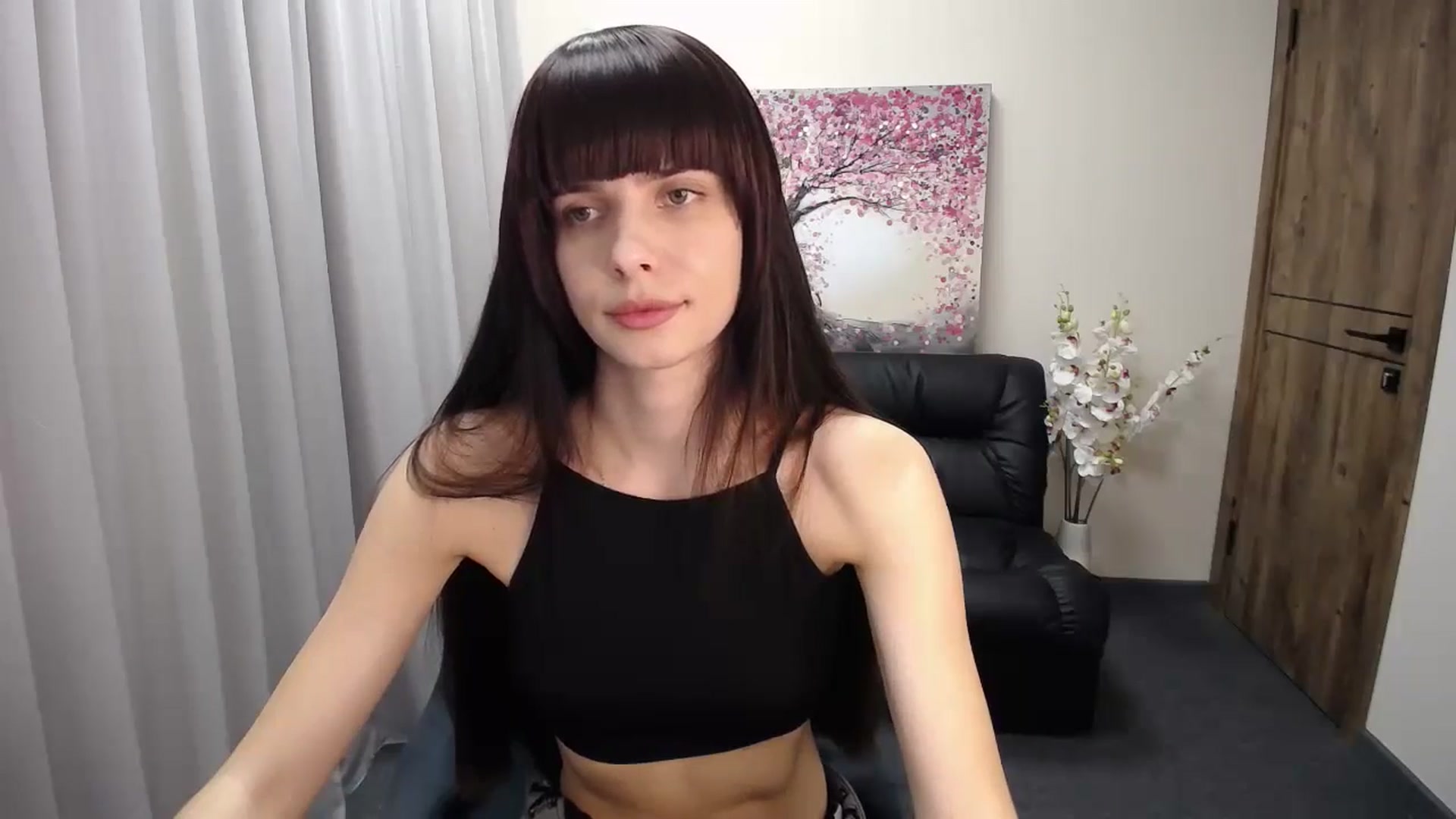 Gallery image thumbnail from Sara_Saint's myfreecams stream on, 10/15/2024, 08:59 image 11 of 20