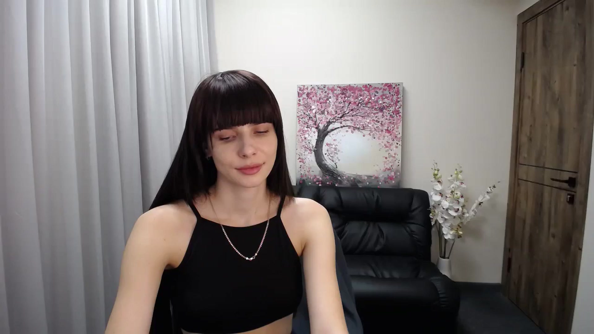 Gallery image thumbnail from Sara_Saint's myfreecams stream on, 10/15/2024, 11:47 image 11 of 20