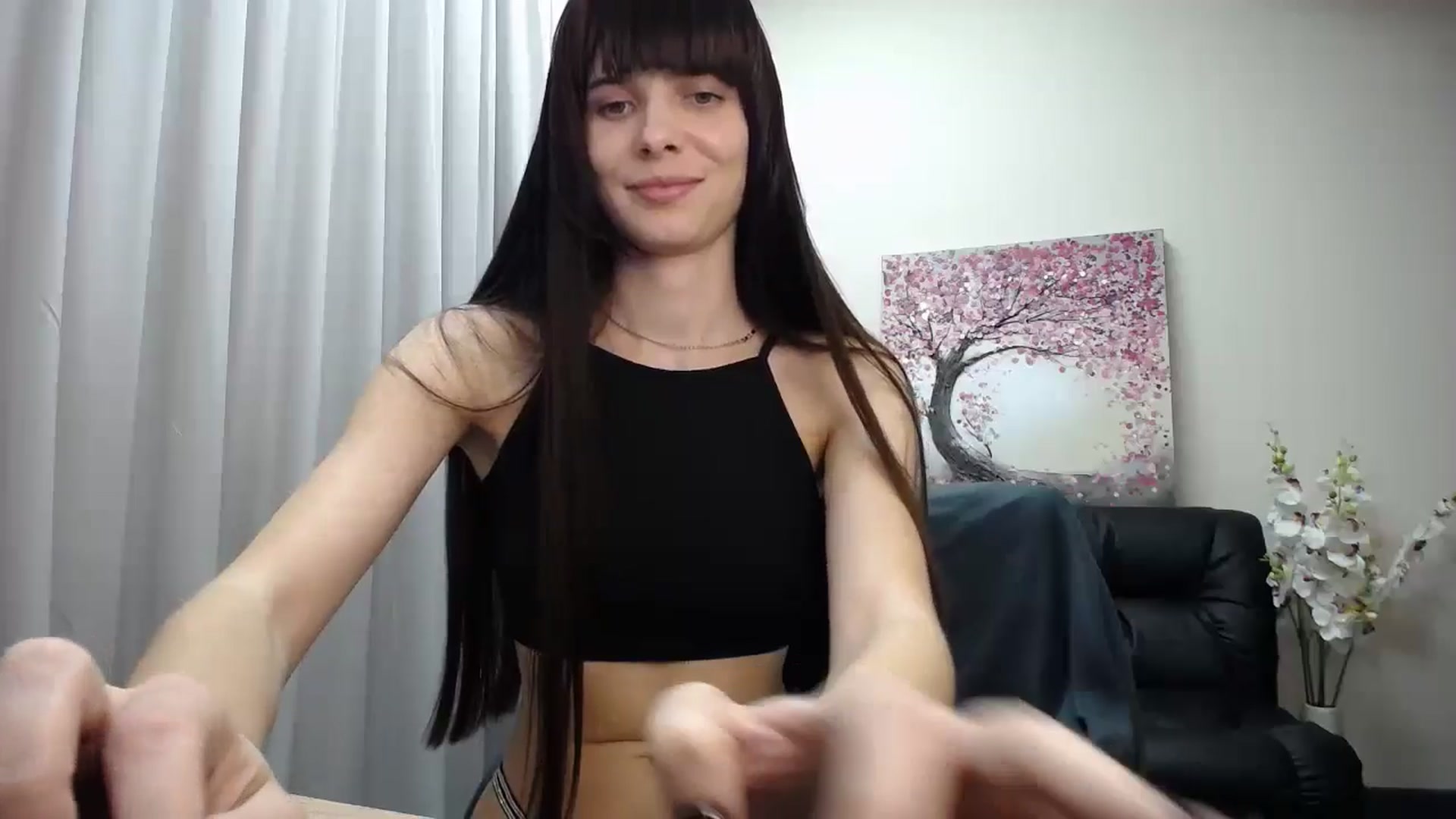Gallery image thumbnail from Sara_Saint's myfreecams stream on, 10/19/2024, 13:19 image 20 of 20