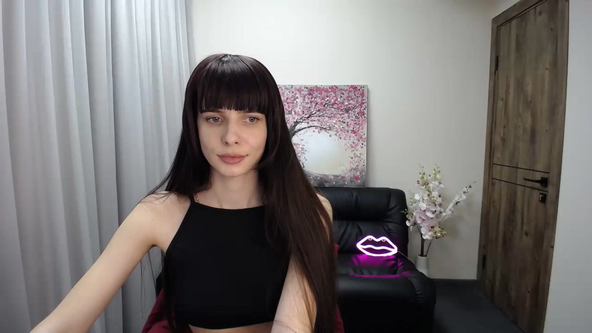 Gallery image thumbnail from Sara_Saint's myfreecams stream on, 12/03/2024, 11:24 image 19 of 20
