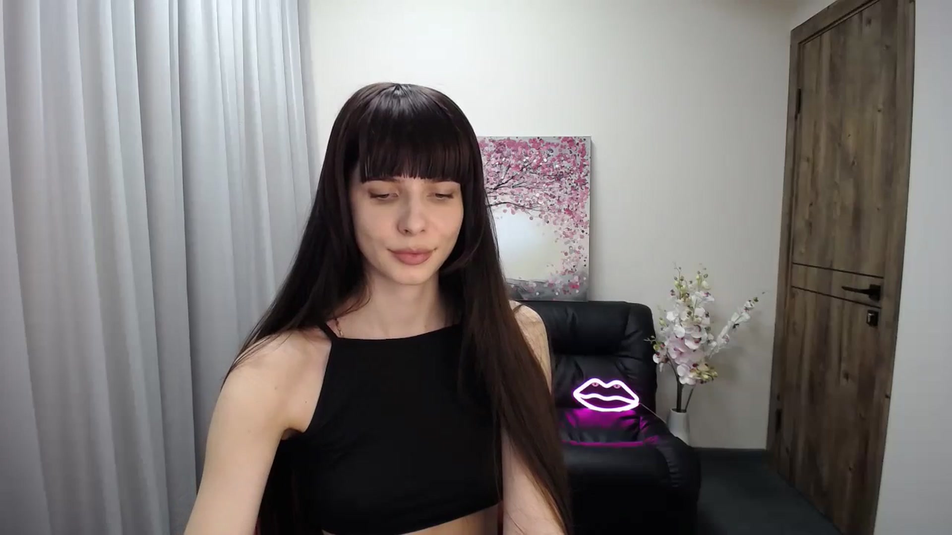 Gallery image thumbnail from Sara_Saint's myfreecams stream on, 12/03/2024, 11:24 image 20 of 20