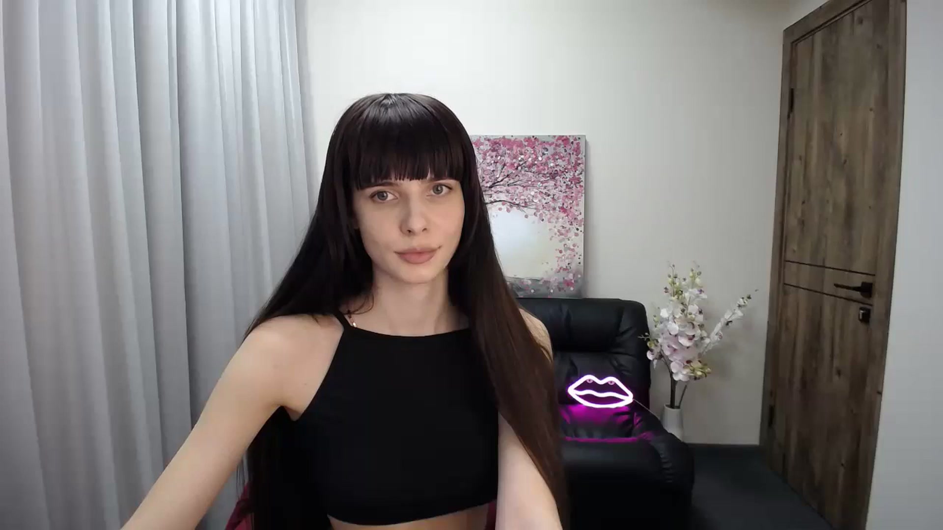 Gallery image thumbnail from Sara_Saint's myfreecams stream on, 12/03/2024, 11:24 image 16 of 20