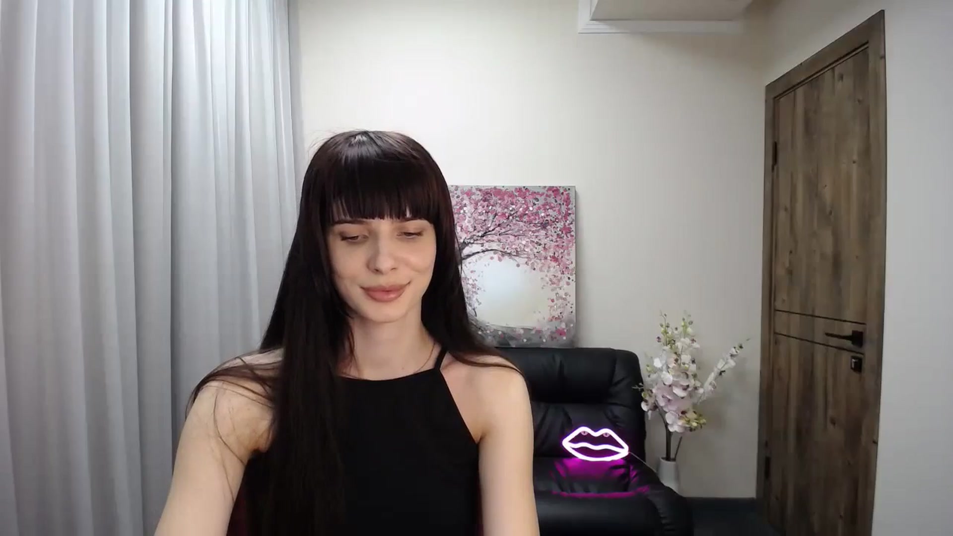 Gallery image thumbnail from Sara_Saint's myfreecams stream on, 12/03/2024, 12:09 image 10 of 20