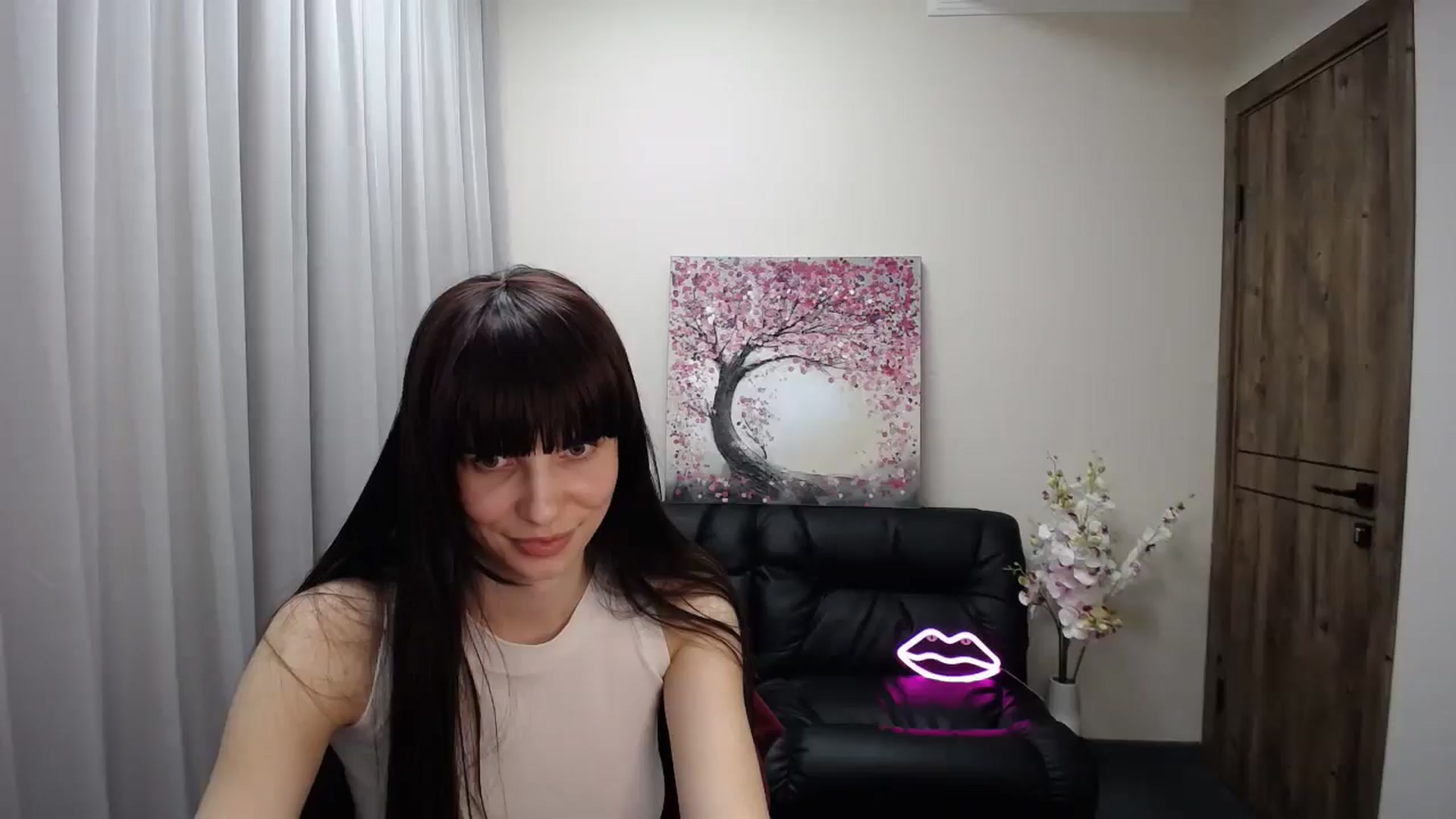 Gallery image thumbnail from Sara_Saint's myfreecams stream on, 12/07/2024, 15:08 image 2 of 20