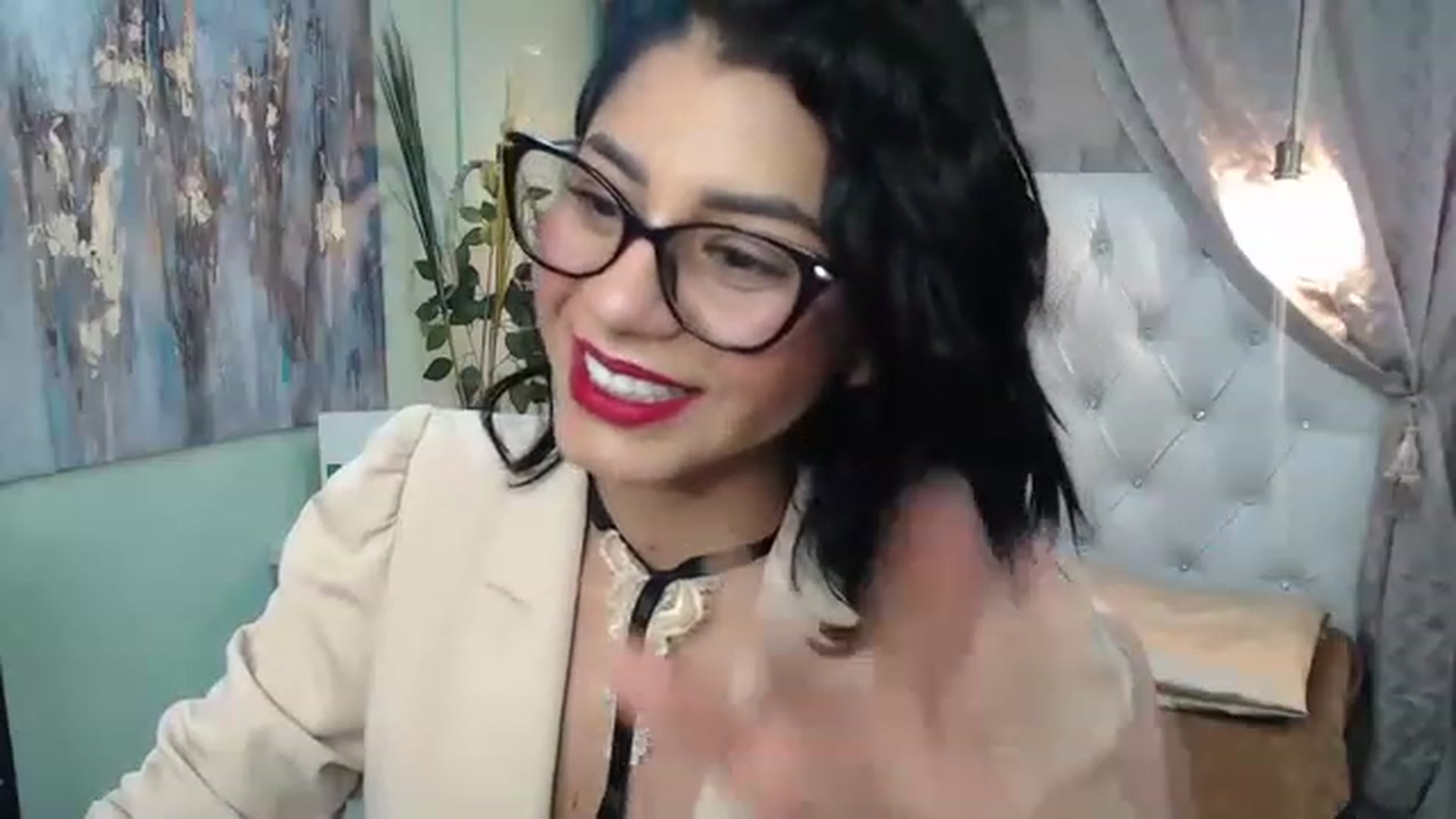 Gallery image thumbnail from Sara__Ruiz's myfreecams stream on, 11/15/2022, 14:01 image 15 of 20