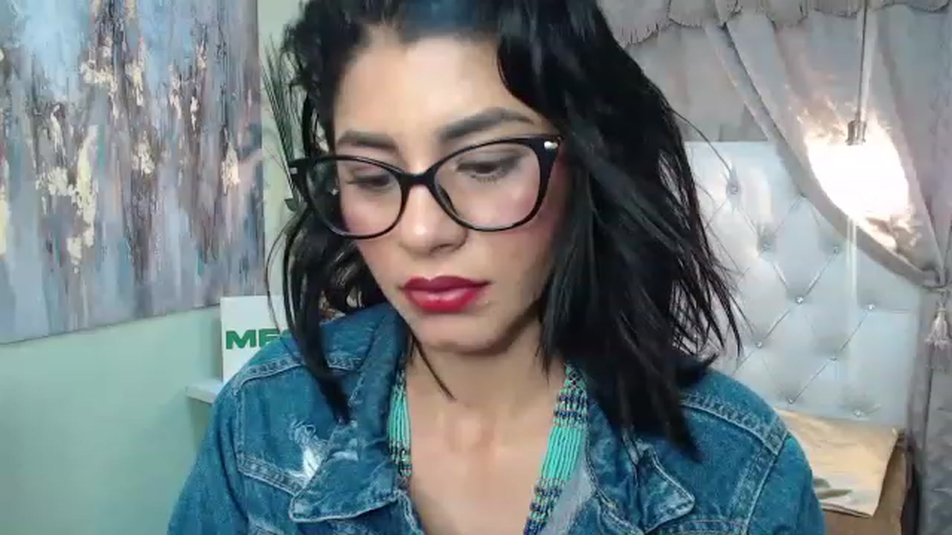 Gallery image thumbnail from Sara__Ruiz's myfreecams stream on, 11/16/2022, 15:59 image 19 of 20