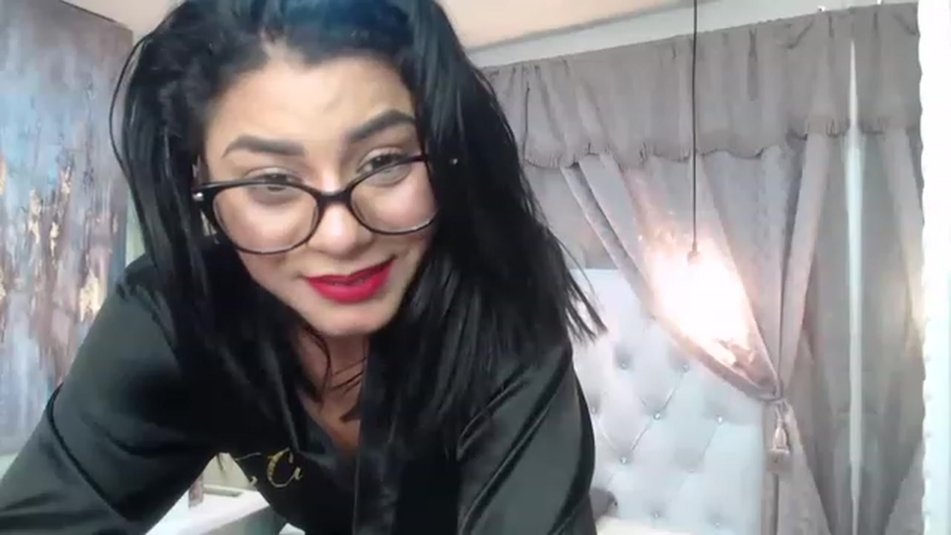 Gallery image thumbnail from Sara__Ruiz's myfreecams stream on, 11/26/2022, 17:42 image 19 of 20